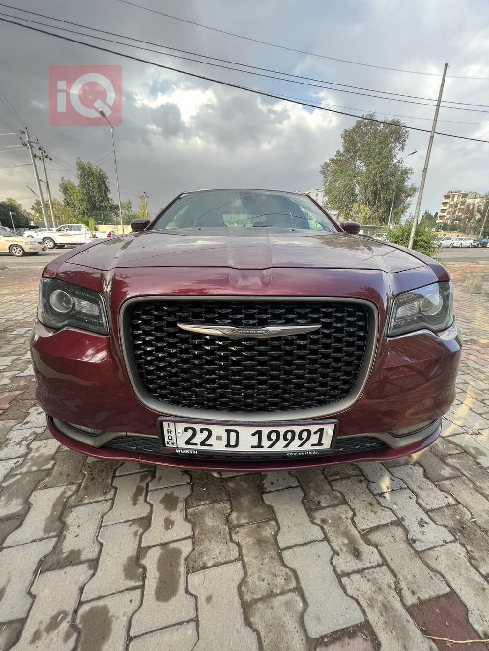 كرايسلر 300